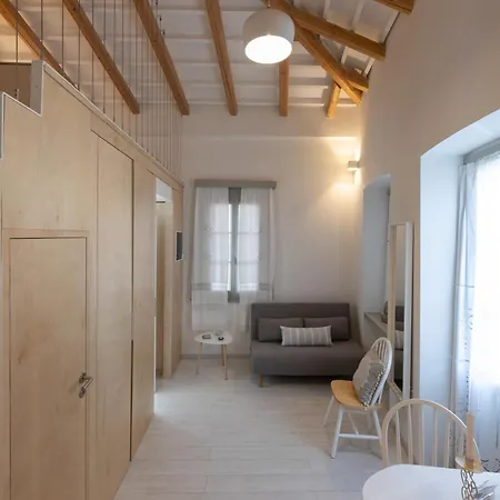 Bed & Breakfast L Anima Skiathos-stad