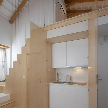 L Anima Σκιάθος Πόλη