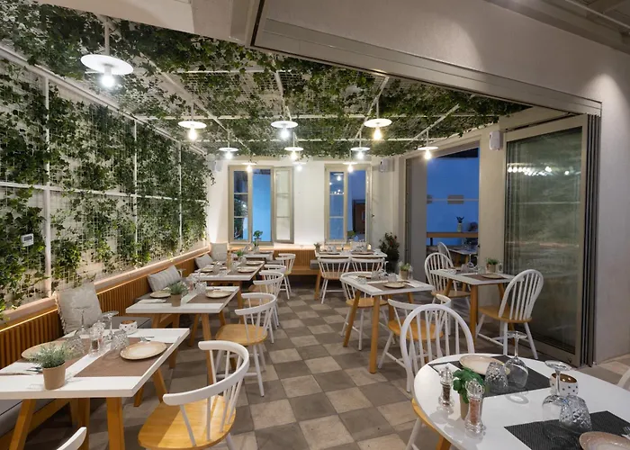 Bed & Breakfast L Anima Skiathos Town